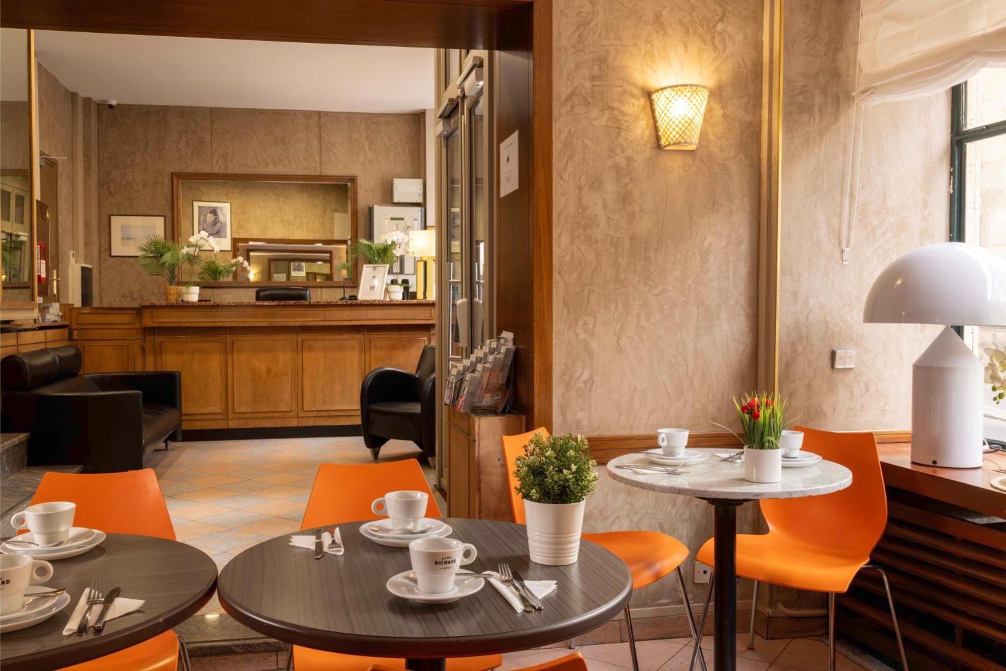 Hotel Saint Pierre Paris Exterior photo