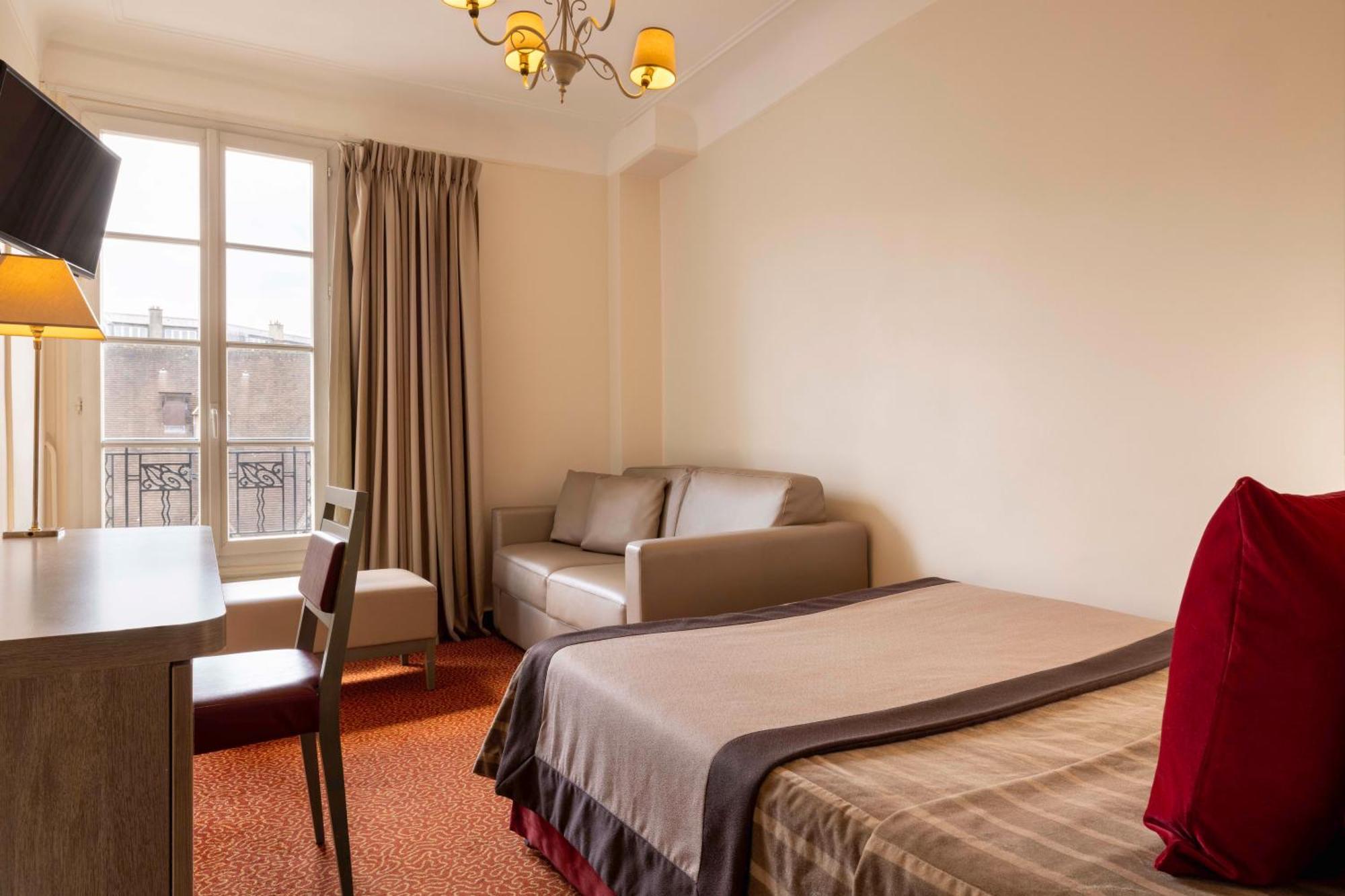 Hotel Saint Pierre Paris Exterior photo