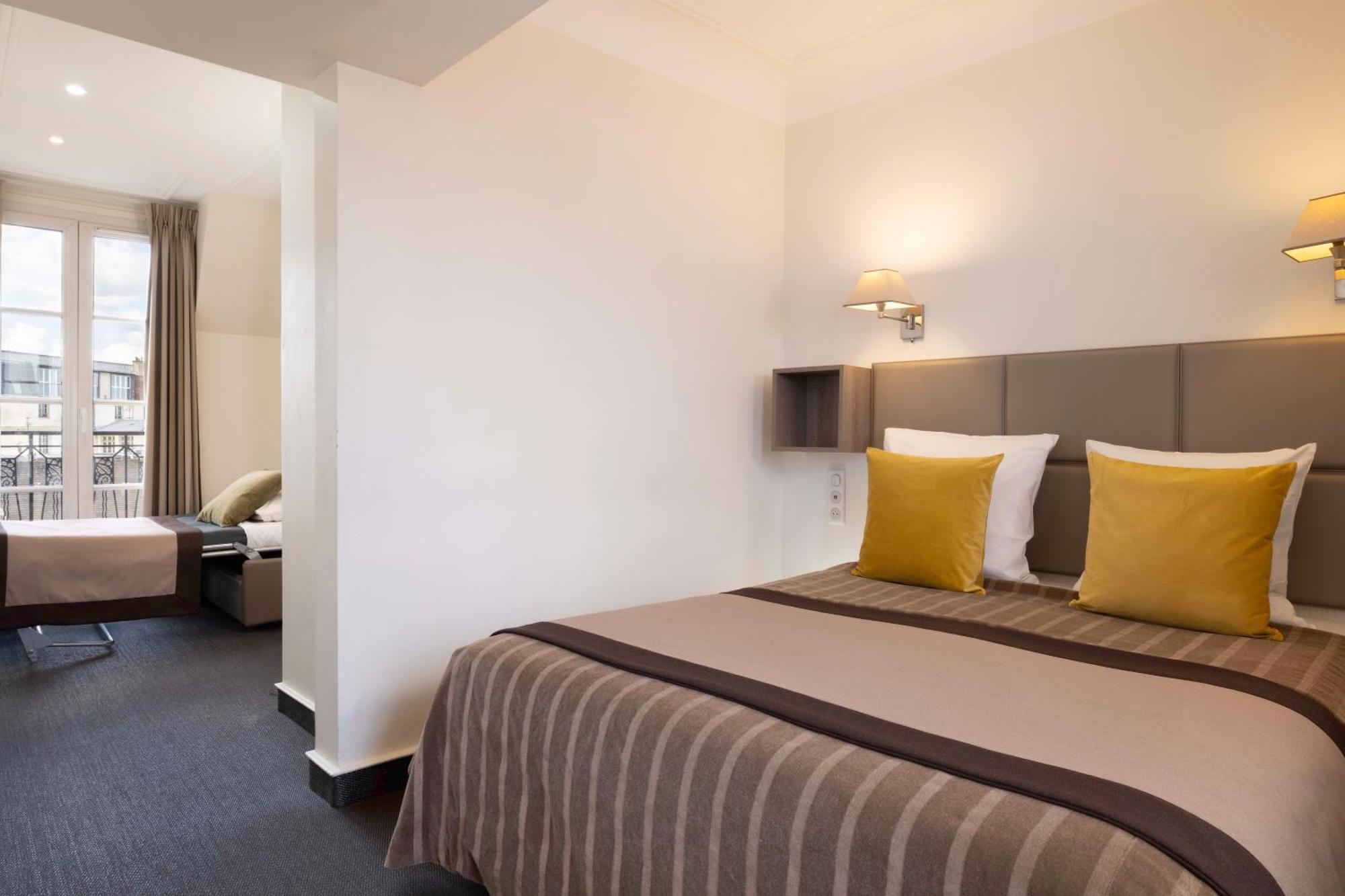 Hotel Saint Pierre Paris Exterior photo